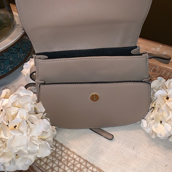 Stitch Fix Crossbody - Picture 5 of 8
